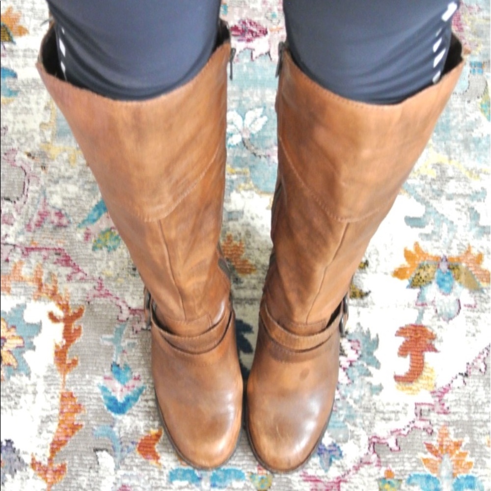 Born heeled zip up leather boots
